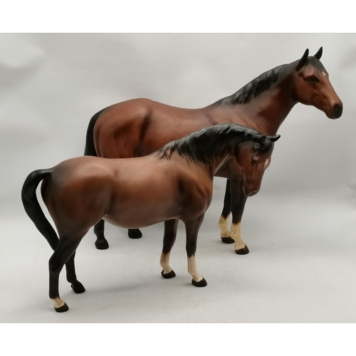 104 - x2 Beswick Matt Bay Horses