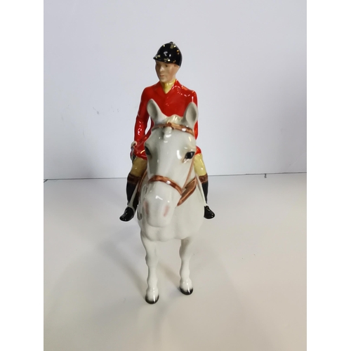 111 - Beswick Huntsman Standing No 1501 in painted white gloss A/F