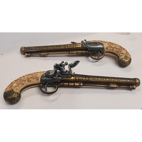 214 - Pair of model duellling pistols in box