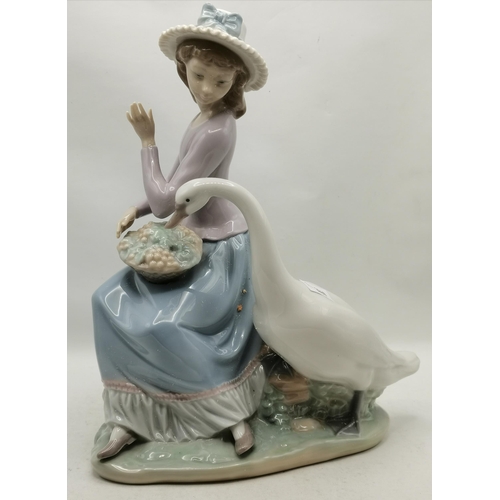 318 - Lladro figure 5034 