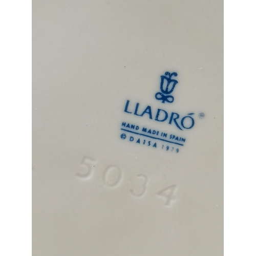 318 - Lladro figure 5034 