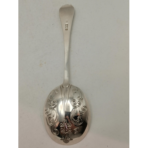 326 - Two Edwardian silver spoons, comprising an apostle spoon by Edward John Haseler & Noble Haseler, Lon... 