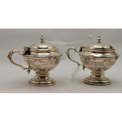 336 - A six-piece silver cruet set, early 20th Century, by Northern Goldsmiths Co, Birmingham 1934, 1936 a... 