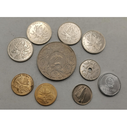 479 - A quantity of assorted coinage, British and Foreign, including Hong Kong, Australia, USA, etc.; toge... 