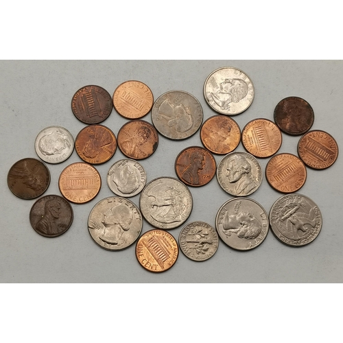 479 - A quantity of assorted coinage, British and Foreign, including Hong Kong, Australia, USA, etc.; toge... 