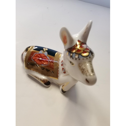 164 - Royal Crown Derby Paperweight - Donkey Foal 'Holly' Signature edition with Certificate No 1129 exclu... 