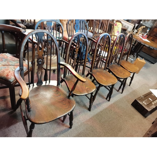 670 - 5 x elm Windsor dining chairs