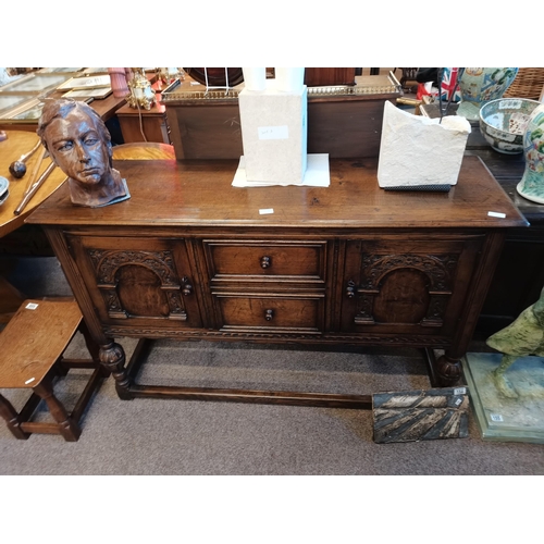 673a - Antique carved Oak Sideboard Possibly Titchmarsh & Goowin W1235cm x D44cm x H8cm