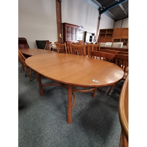 869 - ERCOL SAVILLE DINING TABLE extending dining table - H73 cm x W163 cm / 213 (when fully extended) x D... 