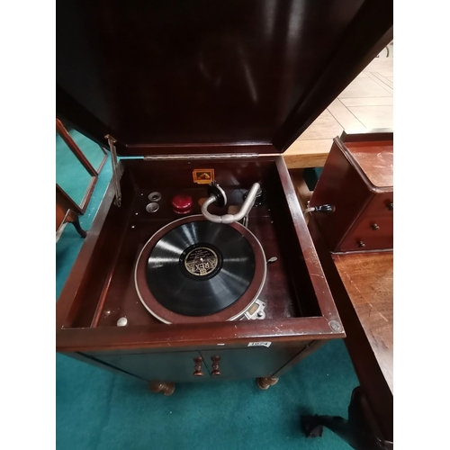 1074 - HMV gramophone in fitted music cabinet model 156