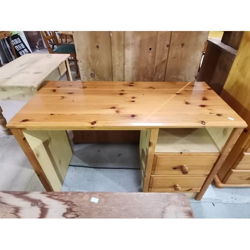 1219x - Antique Pine small chest of drawers H66cm x D37cm x W65cm and pine computer desk