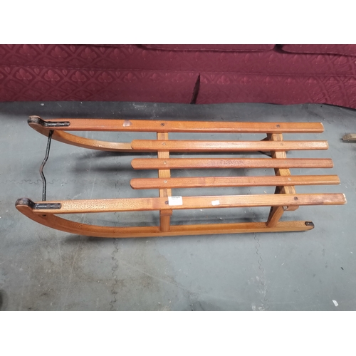 1220f - Vintage Wooden and metal Sledge