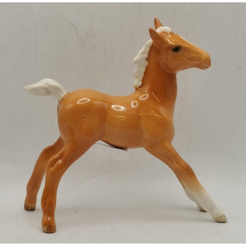 89 - 3 x Beswick  horses in Palomino colouring