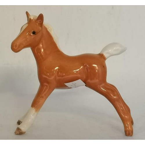 89 - 3 x Beswick  horses in Palomino colouring