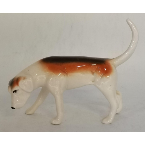 93 - 2 x Beswick hounds (1 d/d) plus a curled up fox