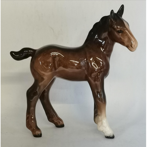 94 - 4 x porcelain brown horse figures