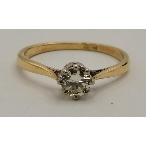 391 - An 18 carat gold solitaire diamond ring, the brilliant cut single stone in a white gold claw setting... 