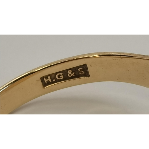 405 - Two 9 carat gold signet rings, both hallmarked, one with round top engraved with an initial, ring si... 