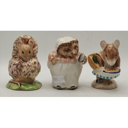 570 - Beatrix Potter's Beswick figurines x9 - Peter Rabbit, Jemima Puddleduck, Mrs Tiggy Winkle, Benjamin ... 