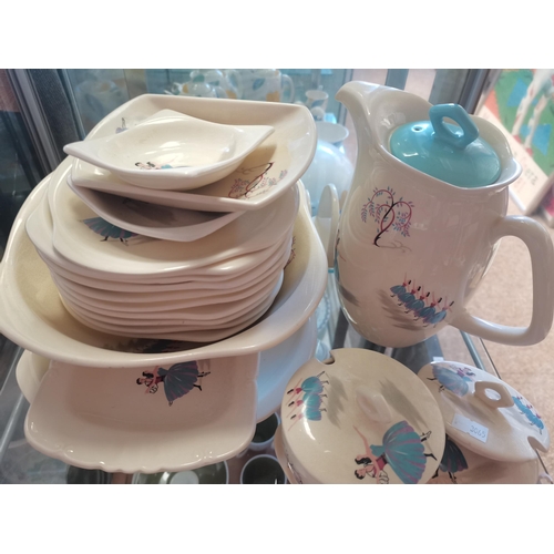 764 - x 2 tea sets incl 