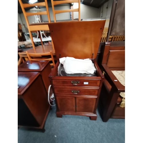 928 - A Charles Sheraton walnut record cabinet and two speaker cabinets, containing a Technics SL-DD33 tur... 