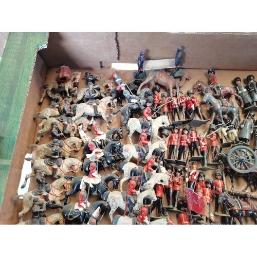 294 - Quantity of vintage lead toy soldiers with original boxes 