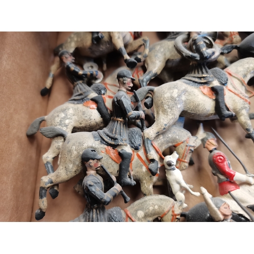 294 - Quantity of vintage lead toy soldiers with original boxes 