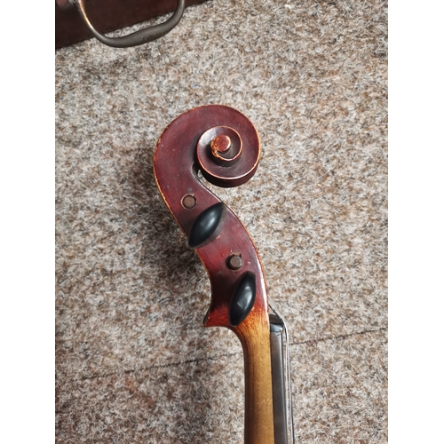 776 - A vintage full (4/4) size violin and bow, in wooden case. 59cm overall plus Gnome Universal Alpha li... 