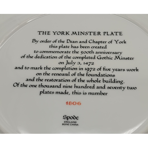 134 - York Minster interest: 'The York Minster Plate', by Spode, commemorating the 500th Anniversary of th... 