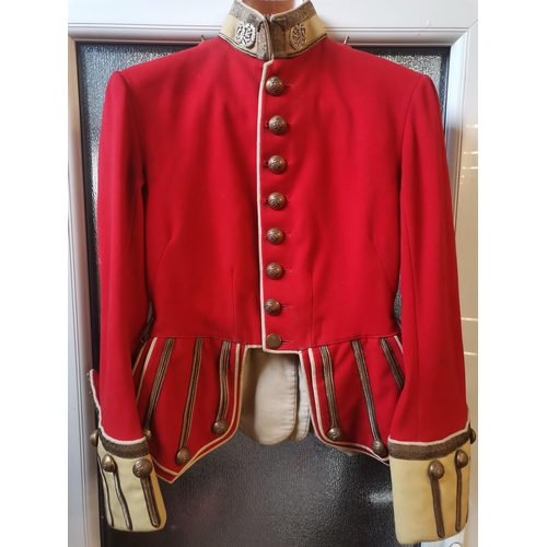 286 - An Argyll and Sutherland Highlanders (Princess Louise's) officer's military doublet, the scarlet tun... 