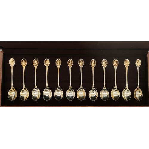 394 - RSPB: A set of twelve Elizabeth II silver spoons by John Pinches Ltd, London 1975, Members Edition, ... 