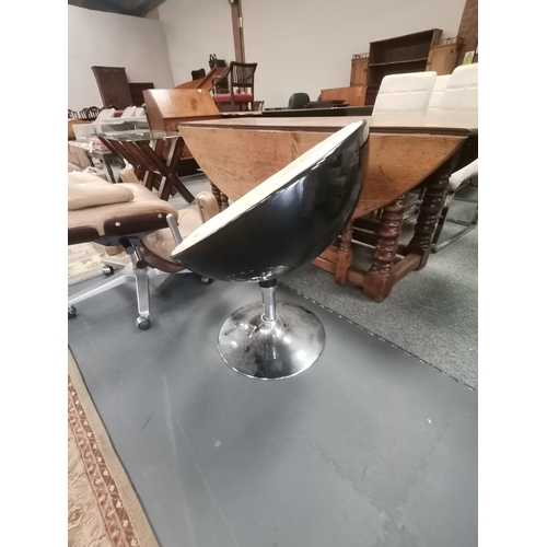 Vintage Leather Egg Chair