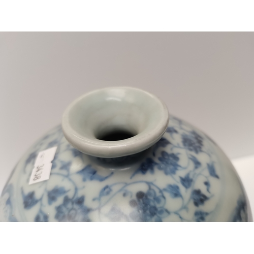 168 - Chinese Blue and White vase - no markings to base H31cm