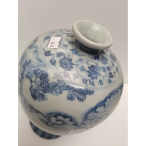 168 - Chinese Blue and White vase - no markings to base H31cm