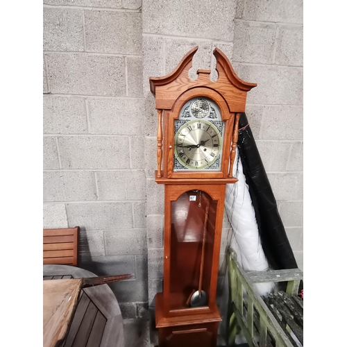 867 - Tempus Fugit 31 day granddaughter clock in light Oak H18cmCondition StatusGood: In good condition ov... 