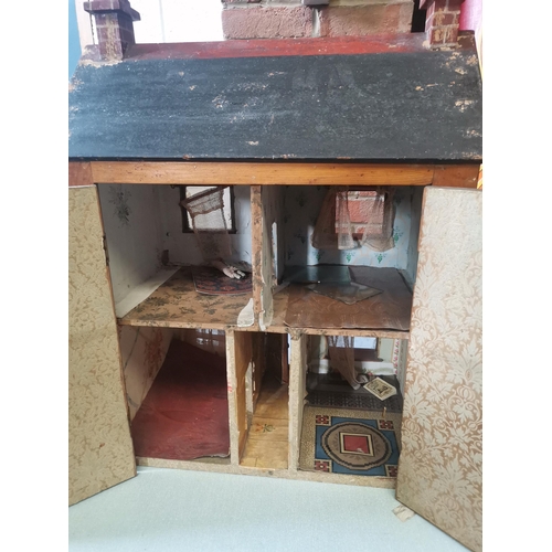 751B - Hand-crafted Vintage Doll's house in wood, 4 rooms and hallway,  Double doors hook closed at rear, W... 