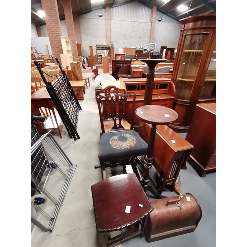 1057 - Miscellaneous furniture - Two Mahogany plant stands, Leather topped stool, drop leaf table etc etc (... 