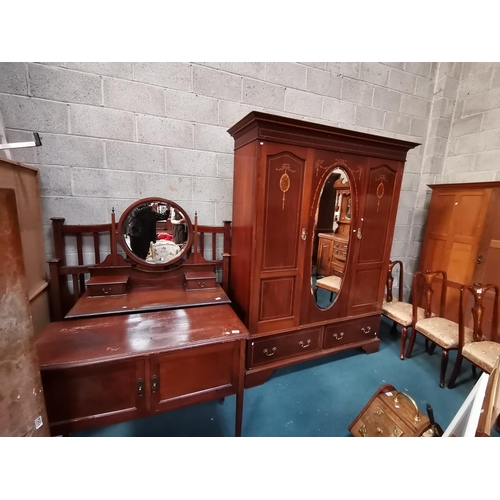 840 - 3 piece Antique Edwardian Mahogany bedroom suite -  Dressing table with circular bevelled tilting mi... 