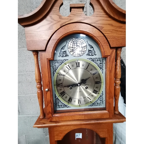 867 - Tempus Fugit 31 day granddaughter clock in light Oak H18cmCondition StatusGood: In good condition ov... 