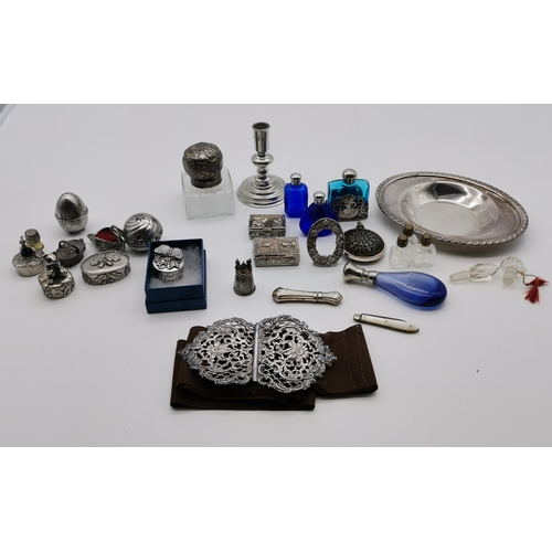 441 - A small group of silver-plate and white metal wares, including a silver-plated nurse's belt buckle, ... 