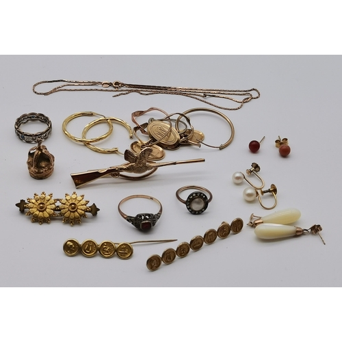 489 - A group of assorted 9 carat gold and yellow metal jewellery, including cufflinks, rings, brooches, e... 