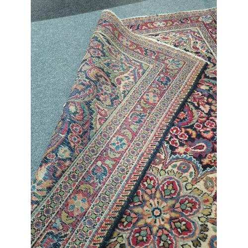 1149g - A vintage wool rug in  multicoloured decorations 2m x 1.4m