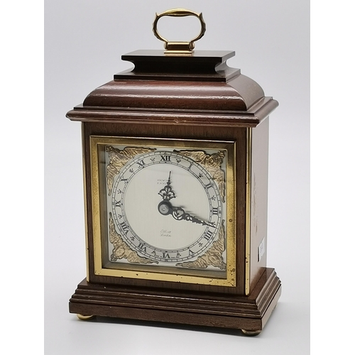 80 - An Elliott mantel clock, late 20th Century, retailed by Ainsworth Blackburn, the dial signed and wit... 