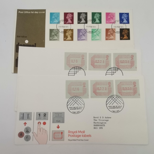 289 - Stamps: A large quantity of First Day Covers - 2 boxes of loose, and 2 albums.