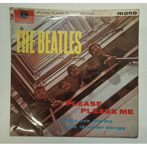 325 - The Beatles, three vinyl LP albums comprising 'HELP!' (first press), 'Please Please Me' and 'with th... 