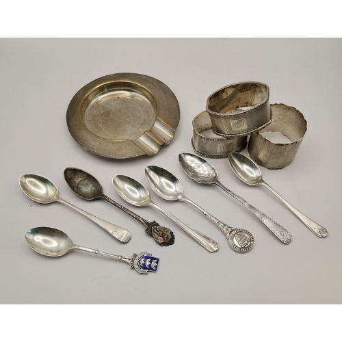 387 - A small group of assorted silver wares, including a George VI silver ashtray by Deakin & Francis Ltd... 