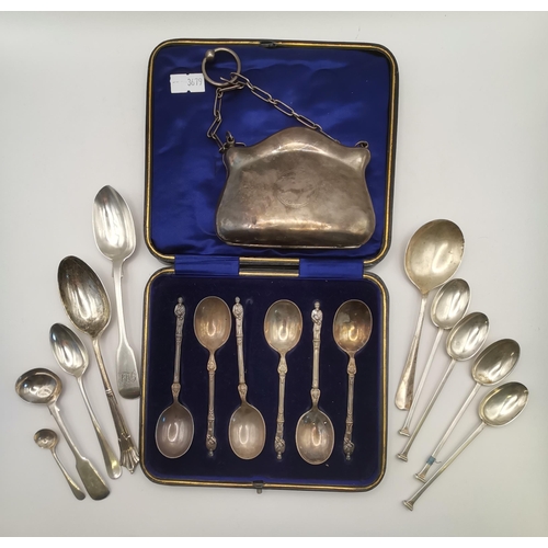 388 - A miscellaneous collection of silver, including an early 20th Century evening purse by Joseph Gloste... 