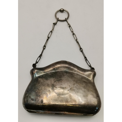 388 - A miscellaneous collection of silver, including an early 20th Century evening purse by Joseph Gloste... 