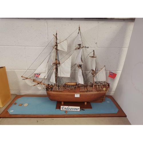 742A - Static display model of HMS Endeavour with sails on board