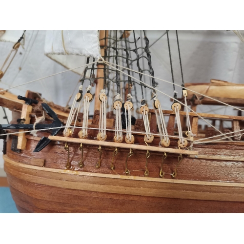 742A - Static display model of HMS Endeavour with sails on board